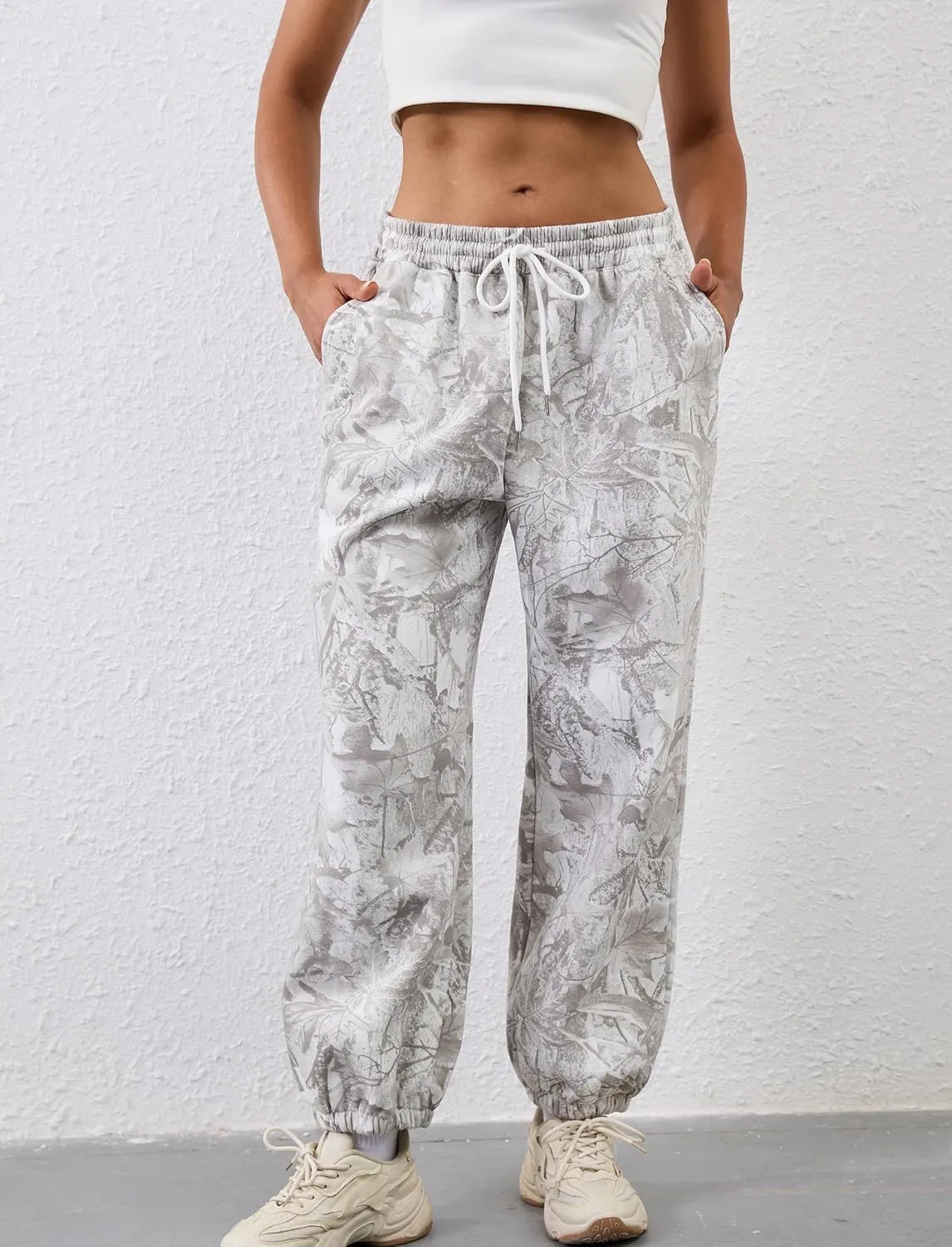 Casual Camo Sweatpants for Women Baggy Fleece Y2K Camouflage High Waisted Joggers Pants with Pockets Streetwear