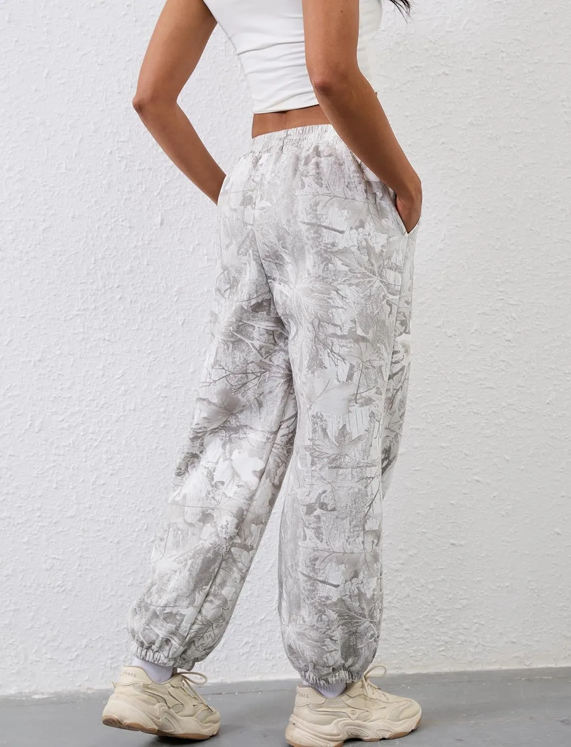 Casual Camo Sweatpants for Women Baggy Fleece Y2K Camouflage High Waisted Joggers Pants with Pockets Streetwear