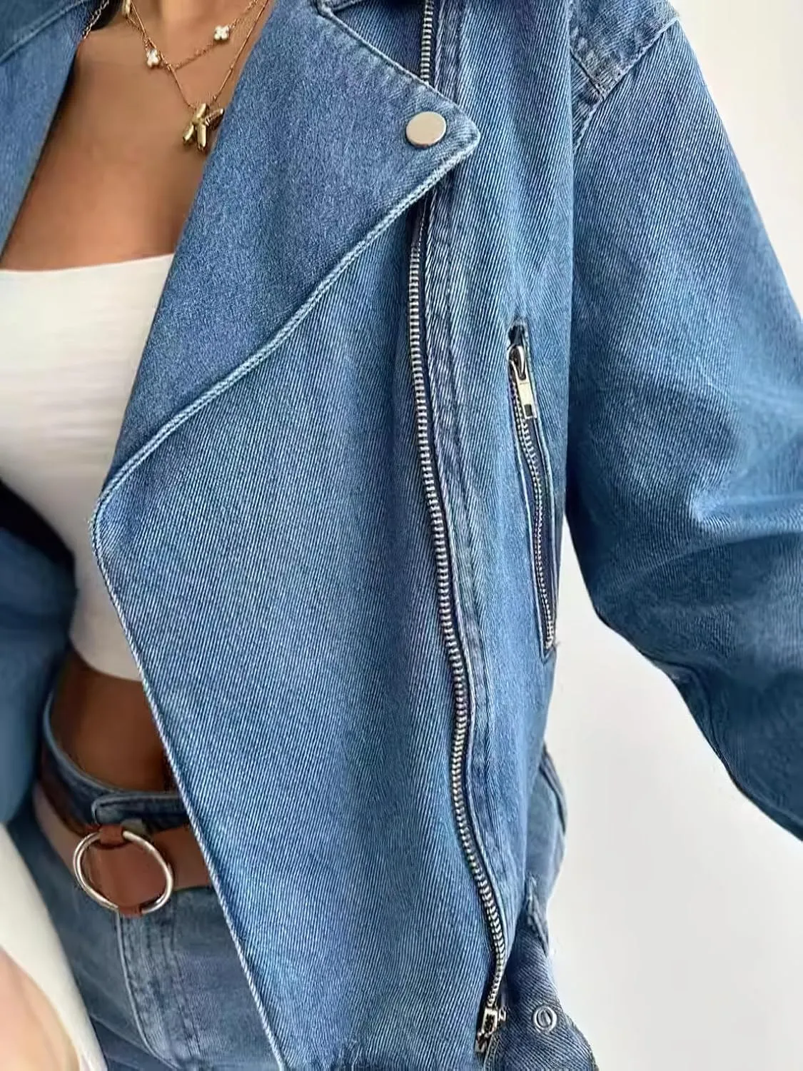 chouyatou Women's Notch Lapel Jean Bomber Jacket Zip Up Distressed Cropped Denim Motorcycle Jacket Coat