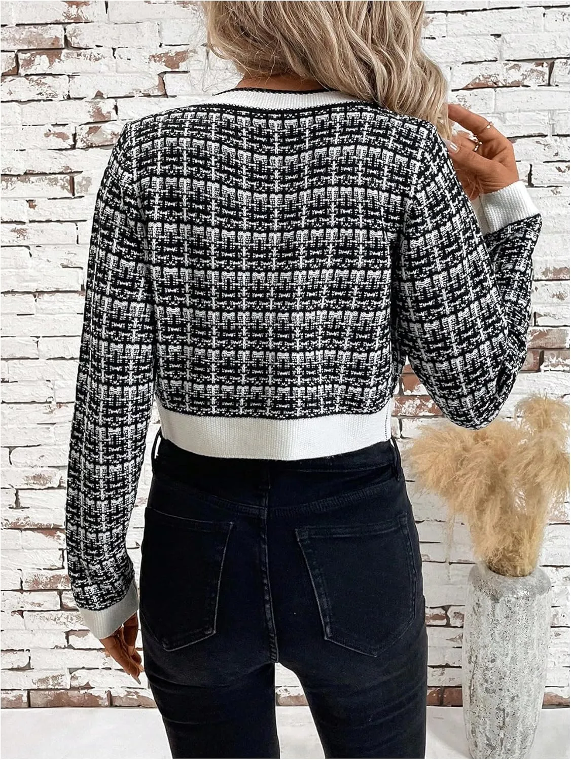 GORGLITTER Women's Contrast Binding Plaid Button Down Sweater Cardigan Color Block Long Sleeve Sweaters Outerwear