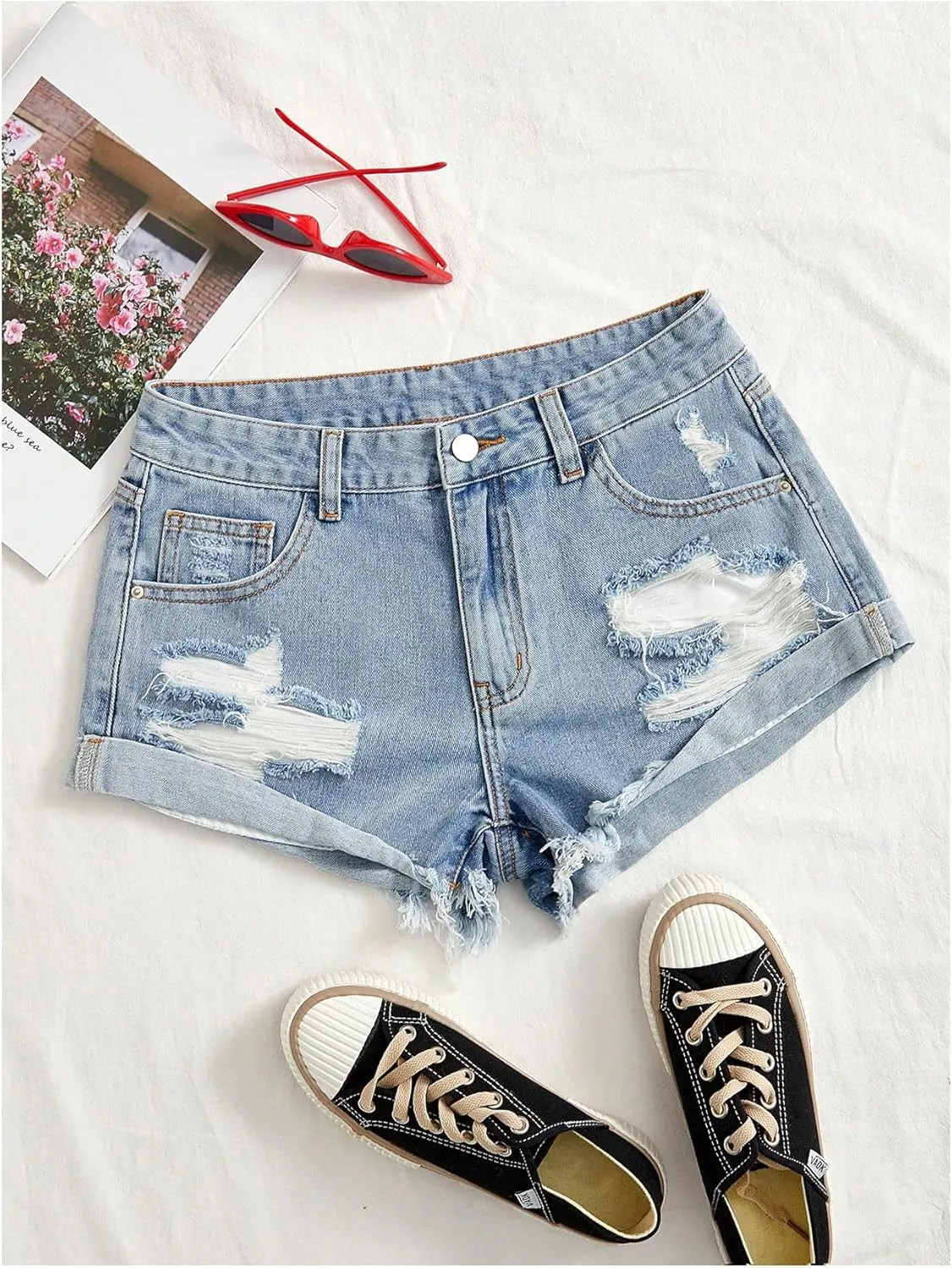 WDIRARA Women's High Waisted Button Ripped Roll Up Hem Denim Shorts with Pockets