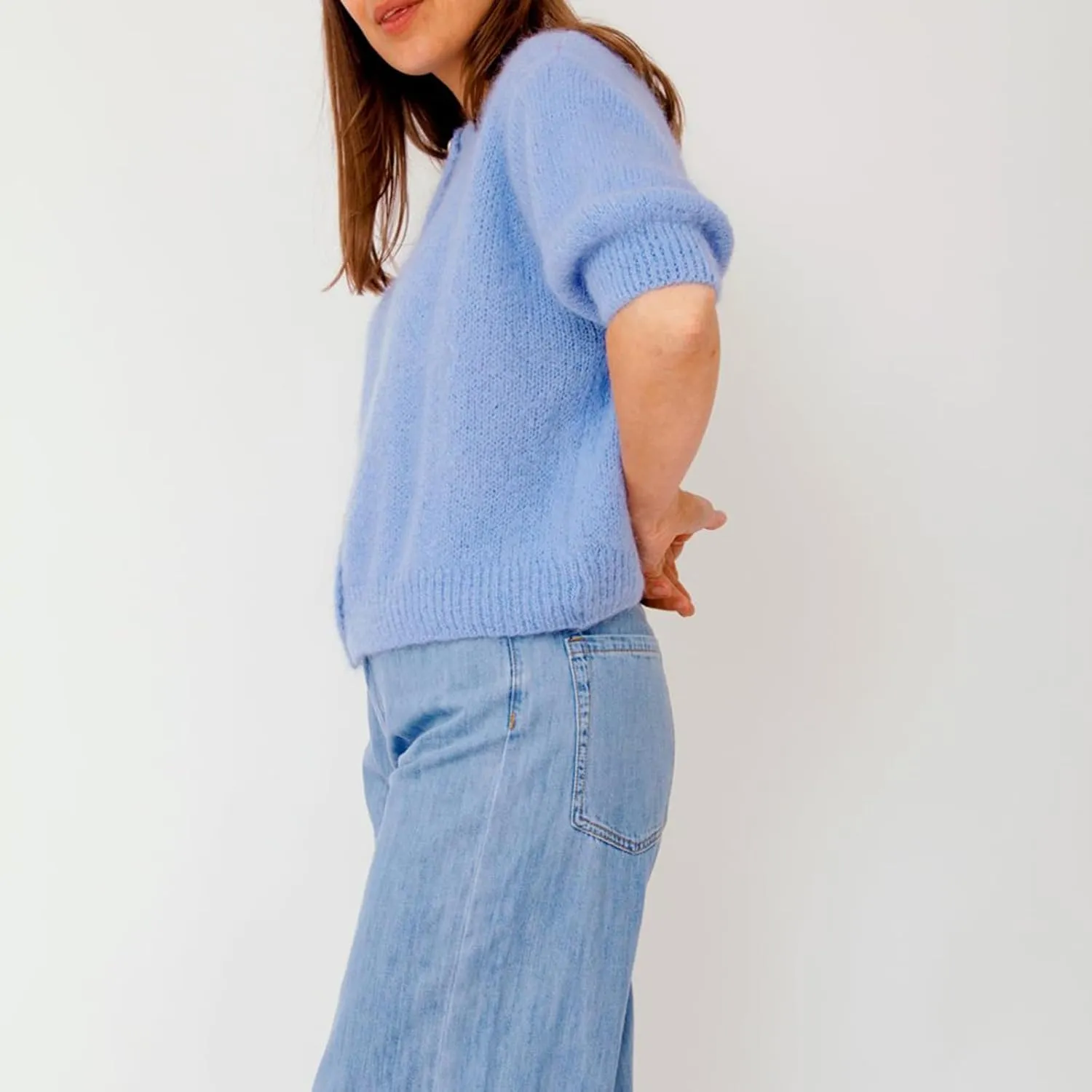 Womens Button Up Short Sleeve Cardigans Sweater Cropped Lightweight Round Neck Elegant Knit Tops with Pockets