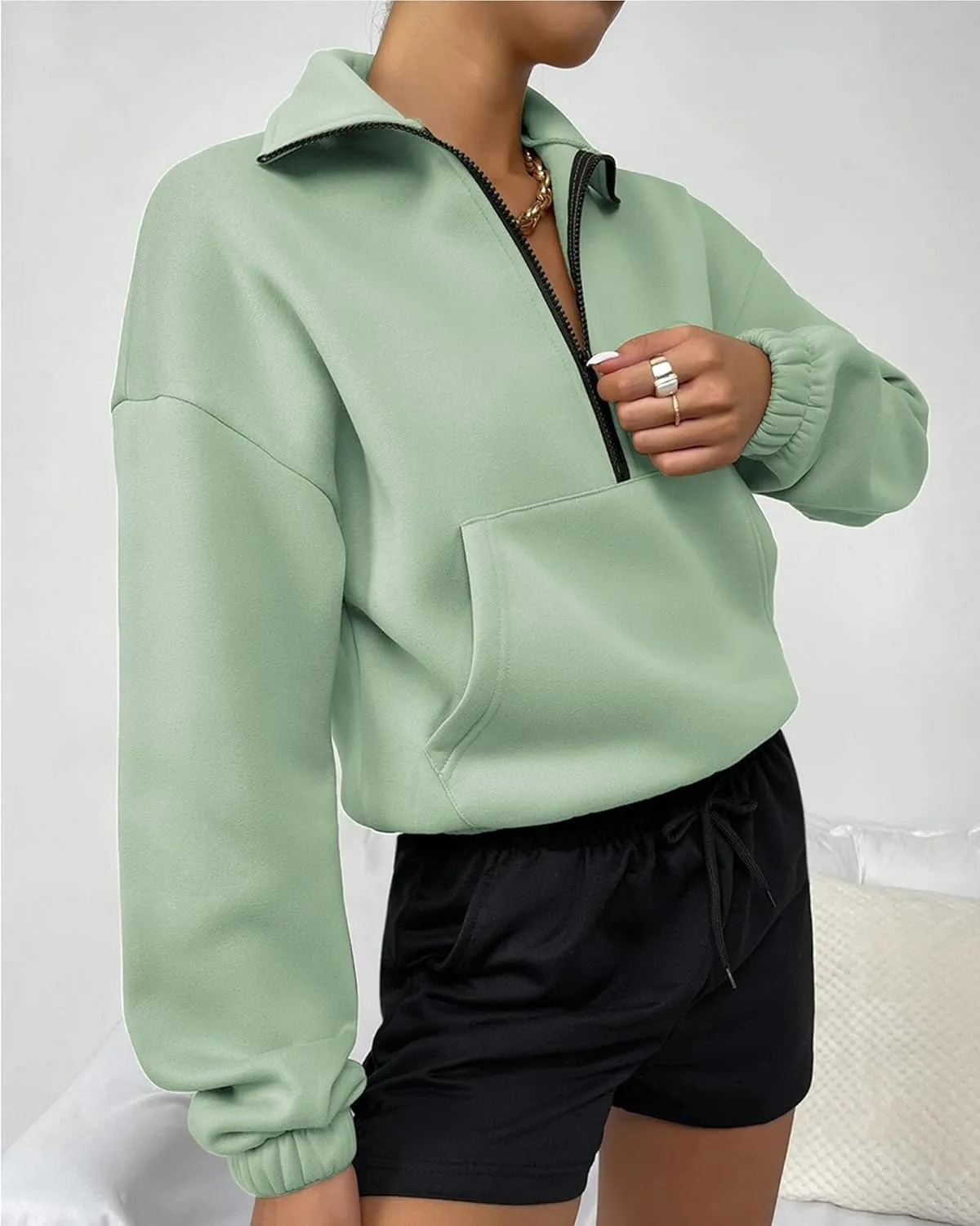 Women's Cropped Fleece Sweatshirt Half Zip Quarter Zipper Long Sleeve Pullover Fall Winter Outfits Clothes