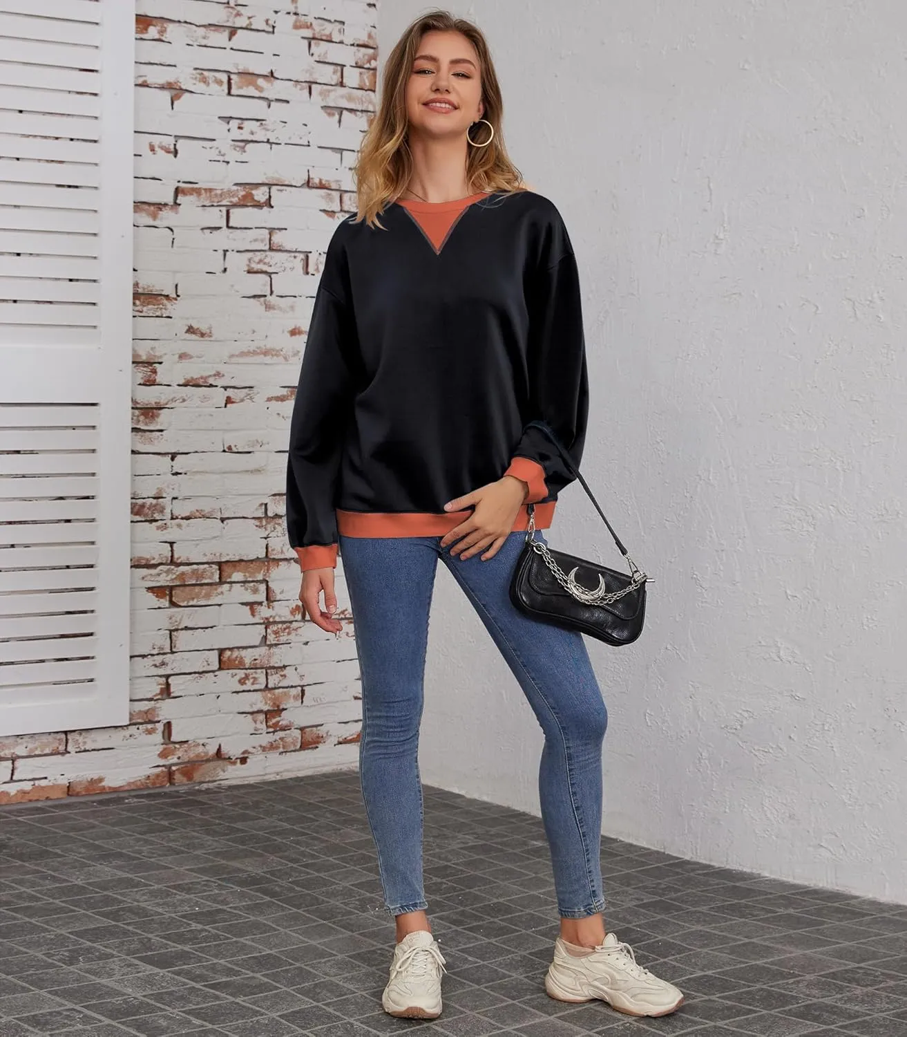 Womens Long Sleeve Color Block Sweatshirts Y2K Crew Neck Oversized Pullover Fall Sweaters Tops with Two Pockets