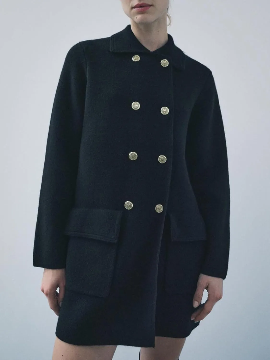 Women's Wool Blend Double-Breasted Peacoat Stylish Button-Down Lapel Blazer Jacket Cozy Thick Winter Cardigan